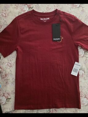 True Religion Short Sleeve Crewneck T-Shirt - Wine Red